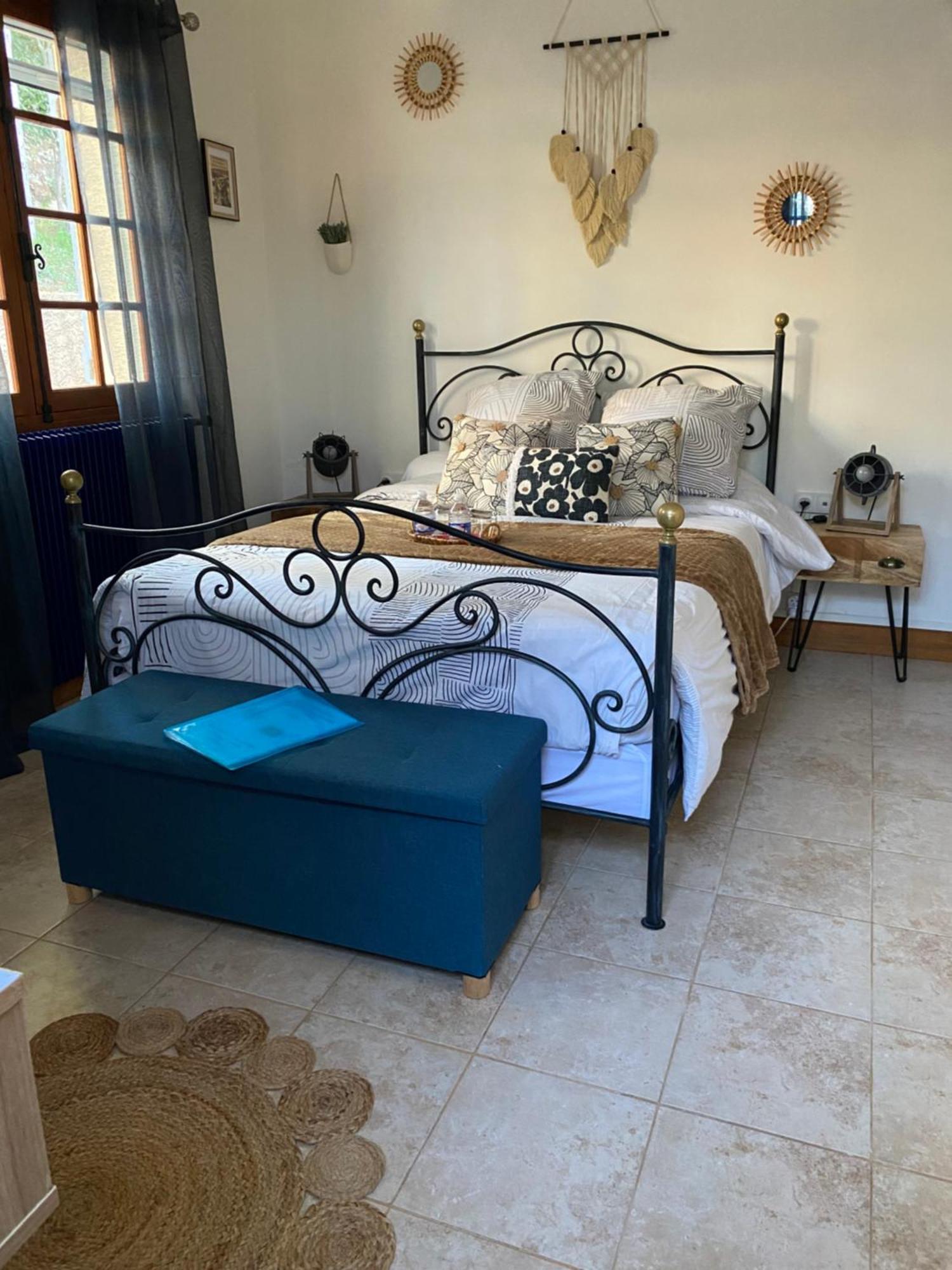 Chambres D'Hotes De Charme La Joseline Flayosc Exterior photo